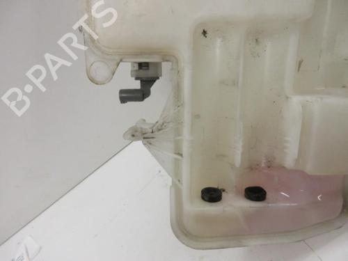 windscreen-washer-tank-bmw-1-e81-118-d-61677238667-2006-2007-2008-2009-2010-2011-2012-20889853 main image