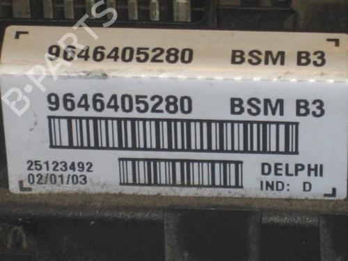 Used Fuse box Fuse box PEUGEOT 206 Hatchback (2A/C) 2.0 HDI 90 (90 hp) 22105836 22105836