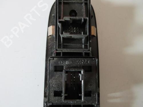 Used Left front window switch Left front window switch FIAT GRANDE PUNTO (199_) 1.3 D Multijet (75 hp) 20895800 20895800