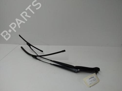 Used Front windshield wiper arm FIAT 500X (334_) 1.6 D Multijet (334AXA1B, 334AXA11) (120 hp) 20888741