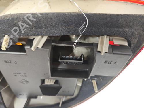 Farolim esquerdo Farolim esquerdo FORD FIESTA IV (JA_, JB_) 1.25 i 16V (75 hp) 27438126 27438126