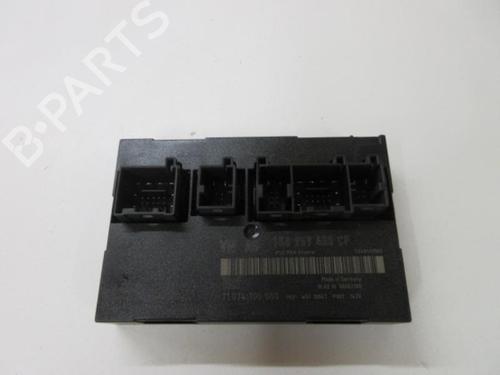 Elektronisk modul VW TOURAN (1T1, 1T2) 1.9 TDI (90 hp) 22107544