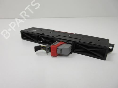 Used Warning switch Warning switch ALFA ROMEO 147 (937_) 1.9 JTD (937.AXD1A, 937.BXD1A, 937.AXV1A, 937.BXB1A,... (115 hp) 22108978 22108978