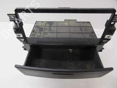Used Ashtray KIA SORENTO I (JC) 2.5 CRDi 4WD (140 hp) 20906448