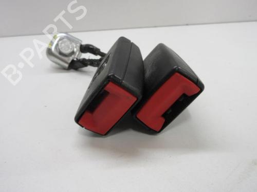 Used Seat buckle VW POLO (9N_, 9A_) 1.4 TDI (80 hp) 22107860