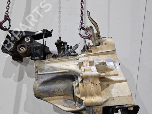 Used Gearbox TOYOTA YARIS (_P13_) 1.0 (KSP130_, KSP130) (69 hp) 30636823