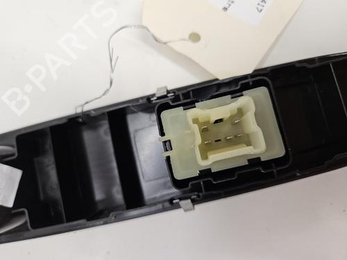 Right front window switch DACIA SANDERO III 1.0 SCe 65 | BP38274830I26 - Image 2