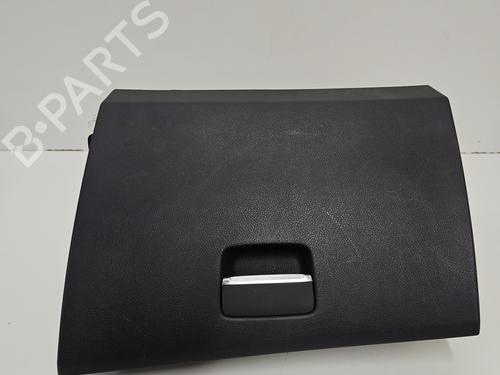 Used Glove box MERCEDES-BENZ A-CLASS (W176) A 180 CDI (176.000) (109 hp) 24665322