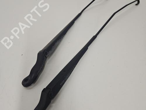 Used Front windshield wiper arm PEUGEOT 406 (8B) 1.8 16V (110 hp) 32306874
