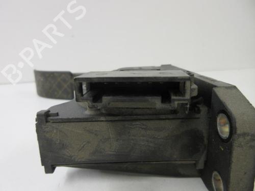 Used Pedal VW POLO IV (9N_, 9A_) 1.2 12V (64 hp) 20892075