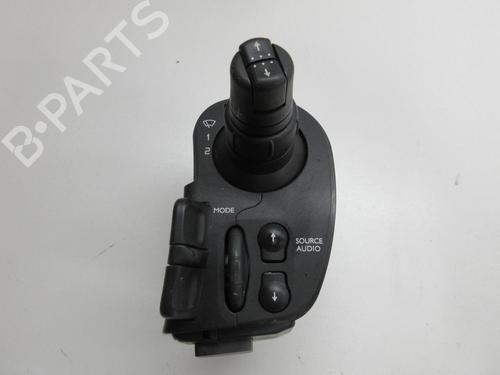 Used Steering column stalk Steering column stalk RENAULT MODUS / GRAND MODUS (F/JP0_) 1.5 dCi (FP0D, JP0D) (82 hp) 20896796 20896796