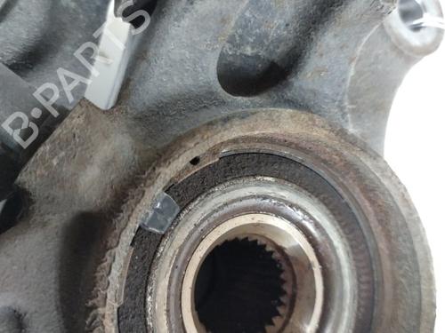 Left front steering knuckle PEUGEOT 3008 II SUV (MC_, MR_, MJ_, M4_) 1.5 BlueHDi 130 | BP20902173M25 