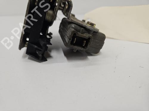 Vergrendeling links voor Vergrendeling links voor RENAULT ESPACE II (J/S63_) 2.1 TD (J633, J634, J/S635, J/S63D) (88 hp) 37007490 37007490