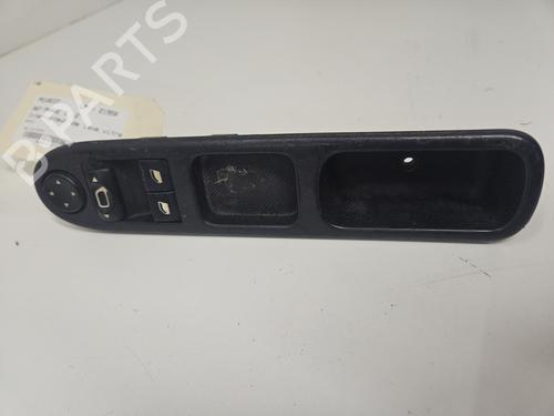left-front-window-switch-peugeot-307-3ac-2000-2001-2002-2003-2004-2005-2006-2007-2008-2009-2010-2011-2012-32331637 main image