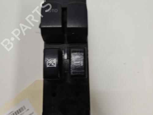 Used Left front window switch Left front window switch SUZUKI SPLASH (EX) 1.2 VVT (A5B412) (94 hp) 33565895 33565895