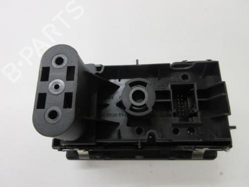 Used Switch Switch OPEL ZAFIRA / ZAFIRA FAMILY B (A05) 1.9 CDTI (M75) (120 hp) 20889117 20889117