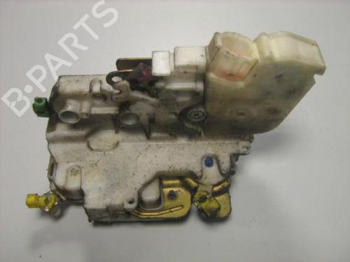 front-right-lock-nissan-navara-d22-25-d-4x4-805025p01a-1997-20904724 main image