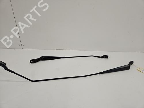 Used Front windshield wiper arm RENAULT ZOE (BFM_) ZOE (88 hp) 28331659