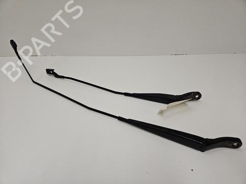 Used Front windshield wiper arm RENAULT ZOE (BFM_) ZOE (BFMC, BFMD) (136 hp) 24939943