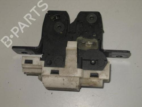 Used Tailgate lock RENAULT CLIO III (BR0/1, CR0/1) 1.5 dCi (C/BR0G, C/BR1G) (68 hp) 20892692