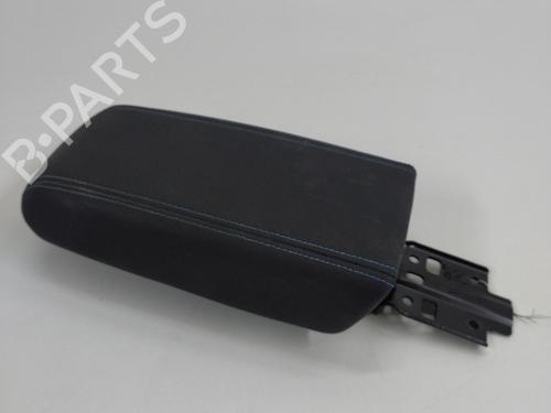 Used Armrest / Center console RENAULT CLIO V (B7_) 1.0 SCe 65 (B7MG) (67 hp) 20901573