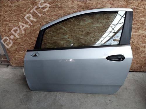 Used Left front door FIAT GRANDE PUNTO (199_) 1.3 D Multijet (75 hp) 20904812