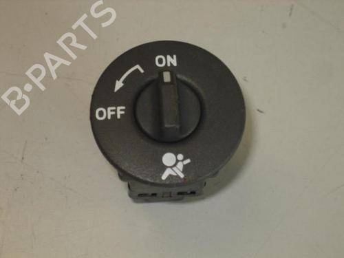 Switch RENAULT LAGUNA III (BT0/1) 2.0 dCi (BT01, BT08, BT09, BT0E, BT0K, BT12, BT1C, BT1D,... | BP22106049I30 