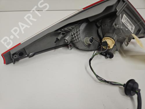 left-tailgate-light-renault-megane-iii-hatchback-bz01_-b3_-2008-33857162 main image