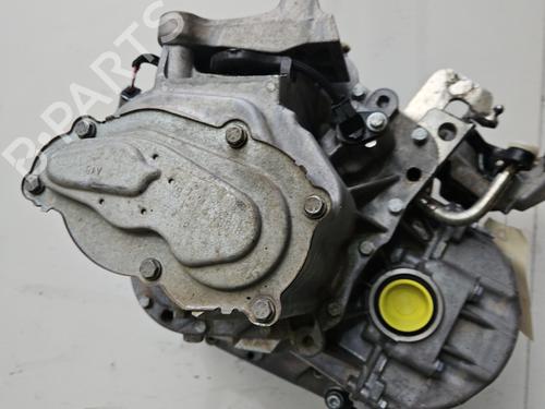Used Gearbox CITROËN C3 III (SX) 1.2 THP 110 (SXHNPS, SXHNZT, SXHNZ6) (110 hp) 31118404