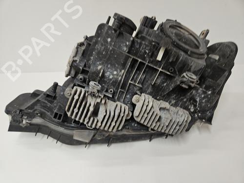 Used Right headlight Right headlight BMW 3 Touring (F31) 320 d xDrive (184 hp) 29599164 29599164