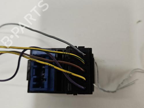 Used Left front window switch Left front window switch 38102187 38102187