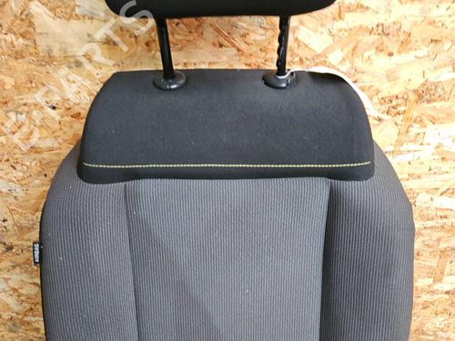 Right front seat CITROËN C3 III (SX) 1.2 THP 110 (SXHNPS, SXHNZT, SXHNZ6) | BP31020041C16 - Image 4