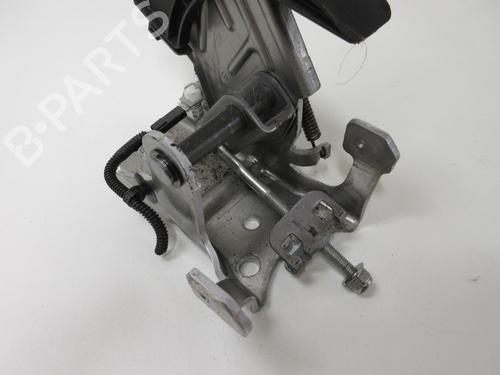 Used Hand brake Hand brake RENAULT CLIO V (B7_) 1.5 Blue dCi 85 (B7AG) (86 hp) 20894452 20894452