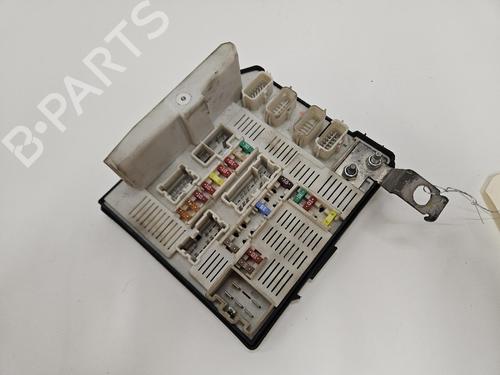 Used Fuse box Fuse box 38640135 38640135