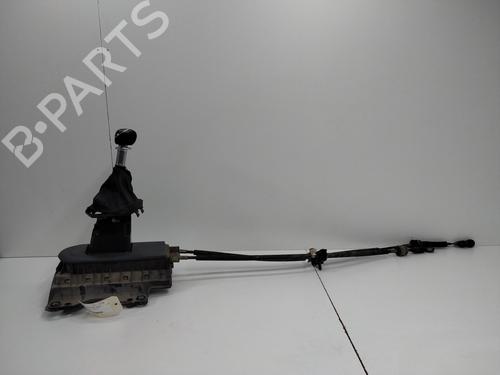 Used Gear lever FIAT 500L (351_, 352_) 1.6 D Multijet (199LYD1B) (105 hp) 20907324