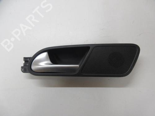 Used Rear left interior door handle VW TIGUAN (5N_) 2.0 TDI (110 hp) 22106690