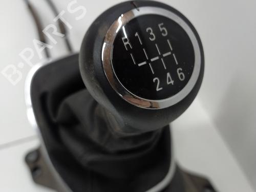 Gear lever OPEL CORSA E (X15) 1.4 Turbo (08, 68) | BP22109789M90 