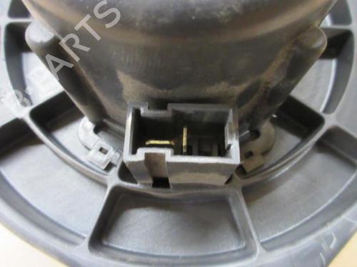 Used Heater blower motor OPEL AGILA (A) (H00) 1.2 16V (F68) (75 hp) 20900575