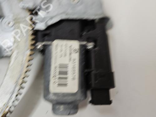 Rudehejsemekanisme Højre foran OPEL MERIVA A MPV (X03) 1.7 CDTI (E75) | BP24178935C23 