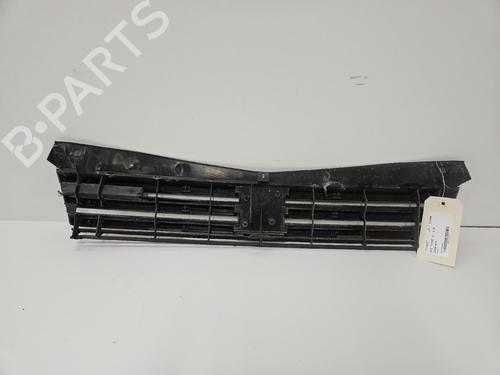 Used Grille Grille 39018788 39018788