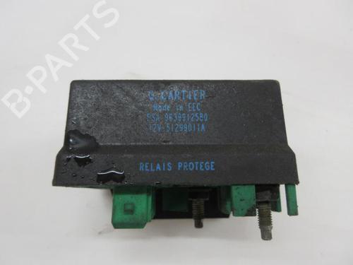 Used Electronic module Electronic module PEUGEOT 806 (221) 2.0 HDI 16V (109 hp) 20906988 20906988