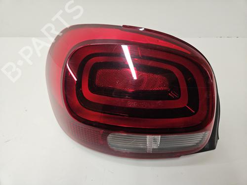 Used Left taillight CITROËN C3 III (SX) 1.2 THP 110 (SXHNPS, SXHNZT, SXHNZ6) (110 hp) 30456513