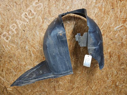 wheel-arch-peugeot-307-3ac-2000-2001-2002-2003-2004-2005-2006-2007-2008-2009-2010-2011-2012-32484705 main image