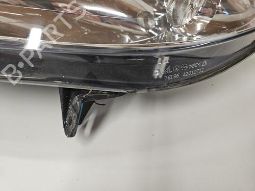Used Left headlight Left headlight PEUGEOT 407 (6D_) 2.0 HDi 135 (6DRHRH, 6DRHRE, 6DRHRG, 6DRHRJ) (136 hp) 25267009 25267009