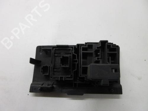 Used Headlight switch RENAULT LAGUNA III (BT0/1) 2.0 dCi (BT01, BT08, BT09, BT0E, BT0K, BT12, BT1C, BT1D,... (150 hp) 22107423