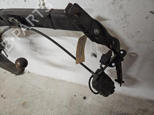 Used Tow ball/Mechanism Tow ball/Mechanism FORD FOCUS III Turnier 1.0 EcoBoost (125 hp) 40289996 40289996