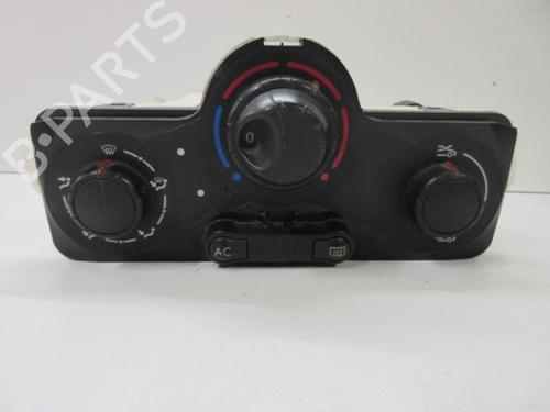 Used Climate control Climate control RENAULT CLIO III (BR0/1, CR0/1) 1.5 dCi (C/BR0G, C/BR1G) (68 hp) 20894732 20894732