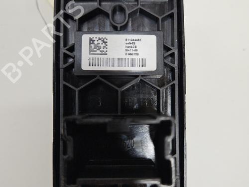 Left front window switch RENAULT KADJAR (HA_, HL_) 1.5 BLUE dCi 115 (HLA6) | BP29300925I27 