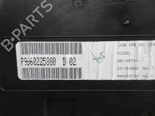 Used Instrument cluster Instrument cluster 20896597 20896597
