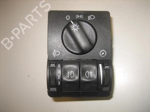 Used Headlight switch OPEL ZAFIRA A MPV (T98) 2.2 DTI 16V (F75) (125 hp) 22105336